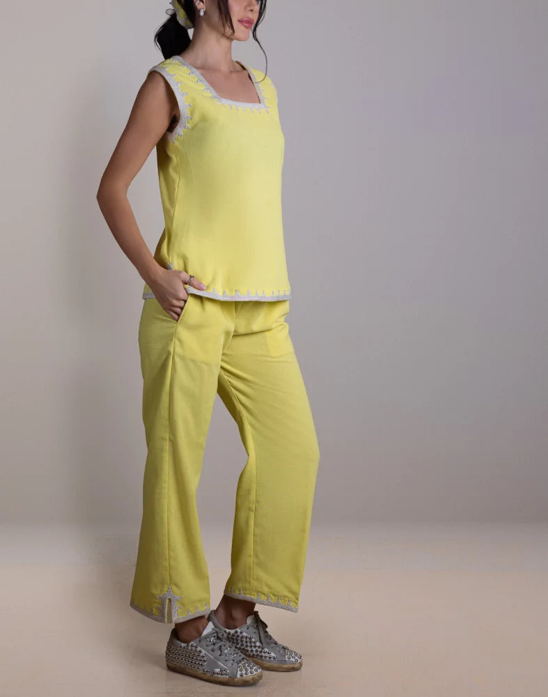 Sleeveless Top